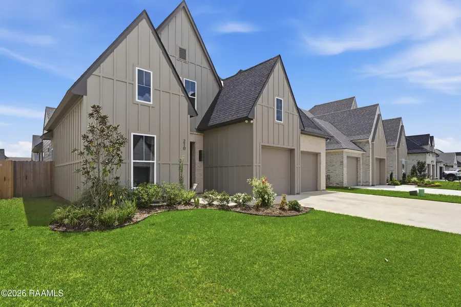 210 Amsterdam Avenue, Youngsville, LA 70592 - #3
