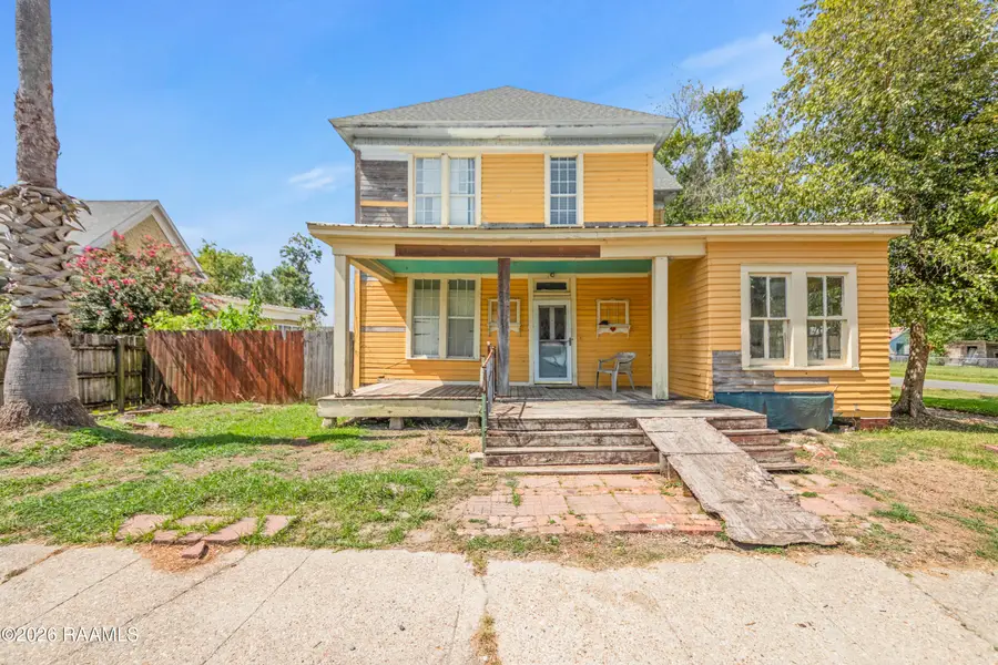 225 E Oak Street, Crowley, LA 70526 - #2