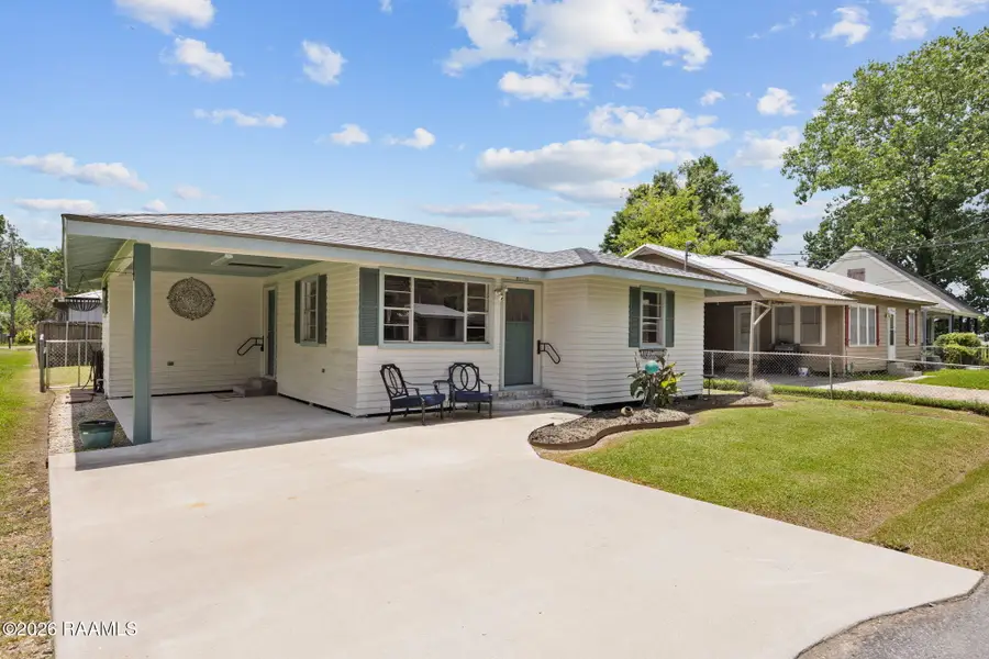 815 Avenue A, Scott, LA 70583 - #3