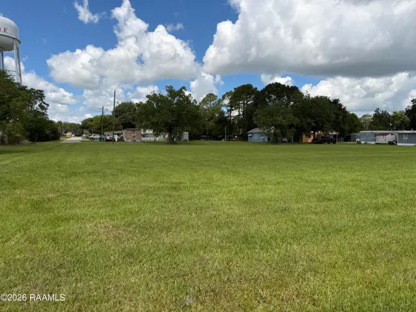 E Woodman Road, Abbeville, LA 70510