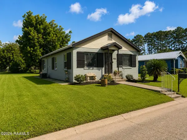 125 Delasalle Drive, New Iberia, LA 70560