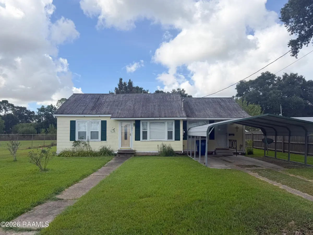 121 W Walnut Street, Crowley, LA 70526 - #1
