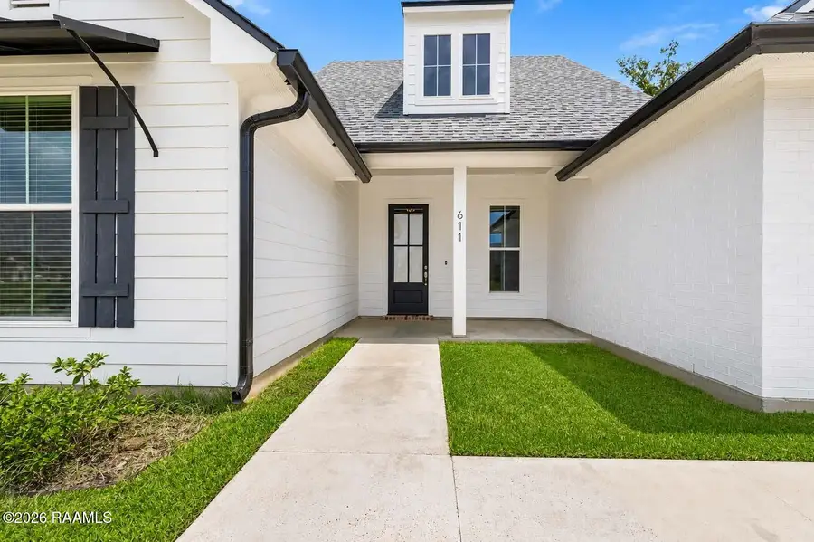 611 Whispering Meadows Road, Broussard, LA 70518 - #2