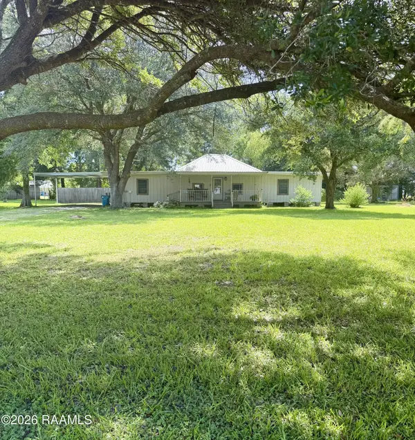 1045 Melrose Drive, Breaux Bridge, LA 70517