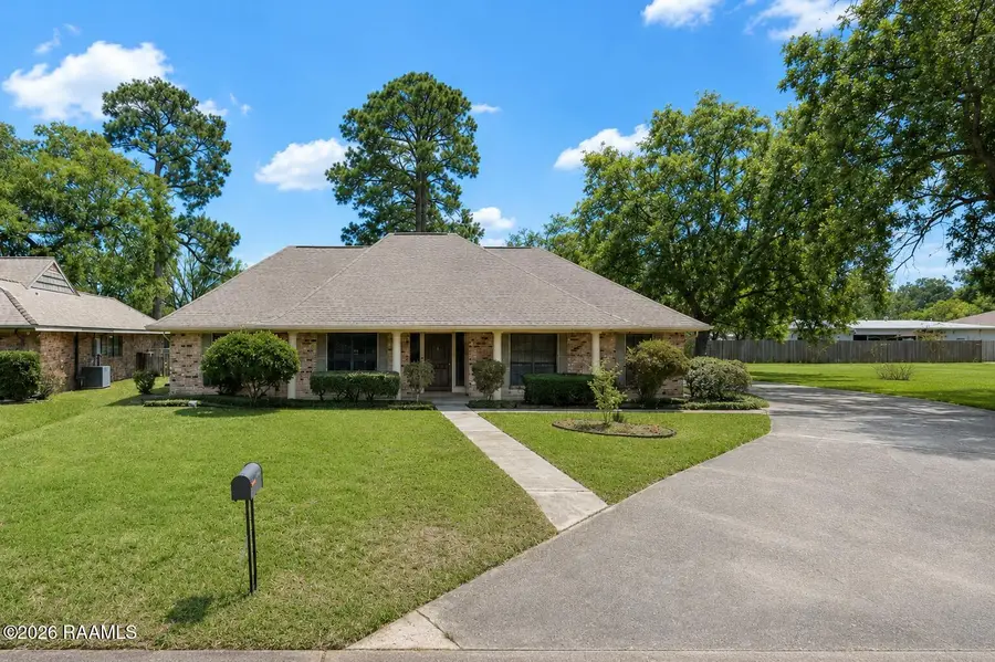 221 Bellridge Drive, Lafayette, LA 70506 - #2