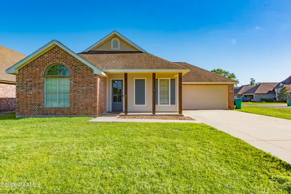 200 Oak Hill Lane, Youngsville, LA 70592