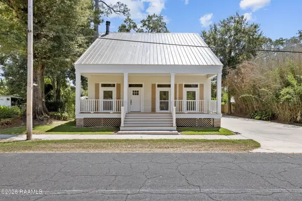120 N Pinaud Street, St. Martinville, LA 70582