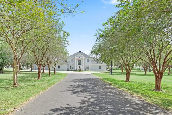 106 S Hillary Avenue, Lafayette, LA 70506