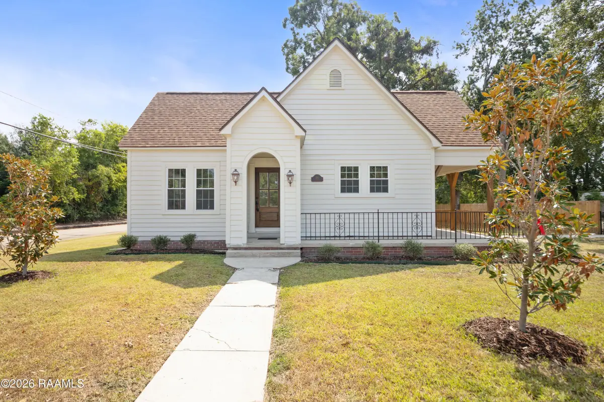 110 S Walnut Street, Opelousas, LA 70570 - #1