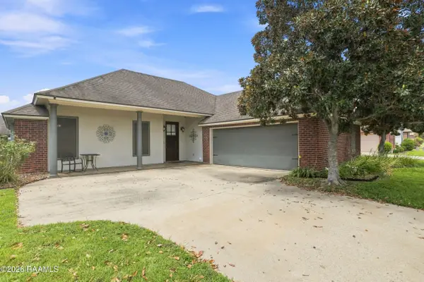 304 Hillbrooke Drive, Broussard, LA 70518