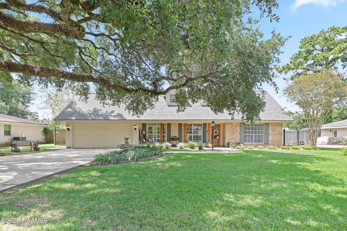 405 E Bayou Parkway, Lafayette, LA 70508 - #1