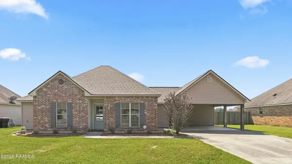 202 Landsdowne Way, Carencro, LA 70520