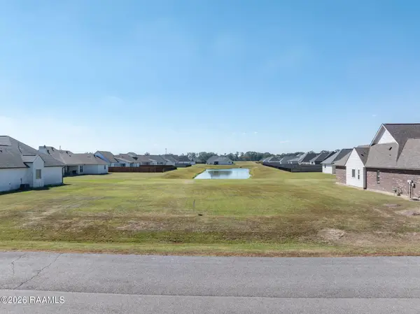 2313 Captain Row, Breaux Bridge, LA 70517