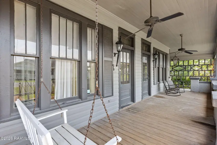 308 Delhomme Avenue, Scott, LA 70583 - #2