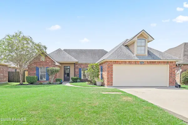 218 Oak Hill Lane, Youngsville, LA 70592