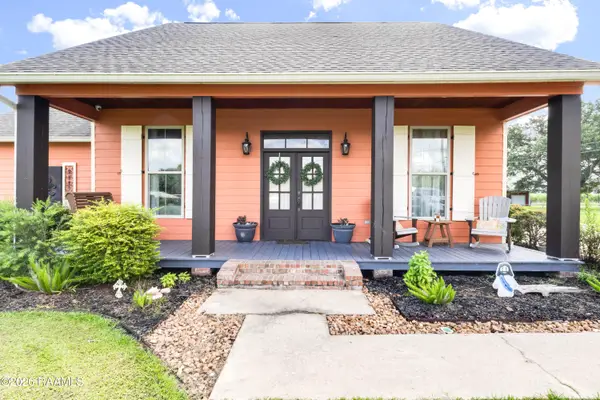 3135 Grand Point Highway, Breaux Bridge, LA 70517
