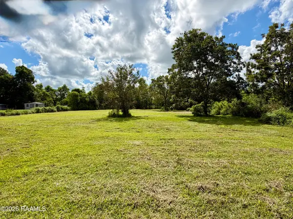 Genest Road, Jeanerette, LA 70544