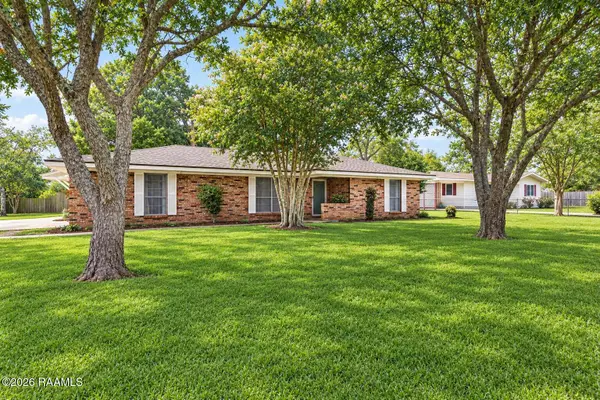 112 First Street, Youngsville, LA 70592