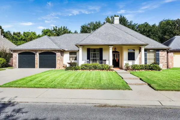 402 Southlake Circle, Youngsville, LA 70592
