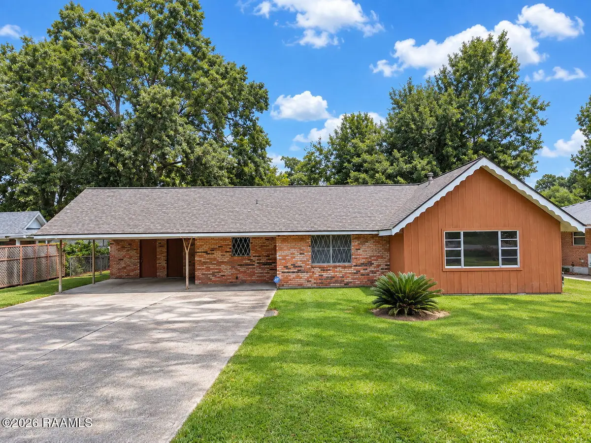 2003 Old Jeanerette Road, New Iberia, LA 70563 - #1