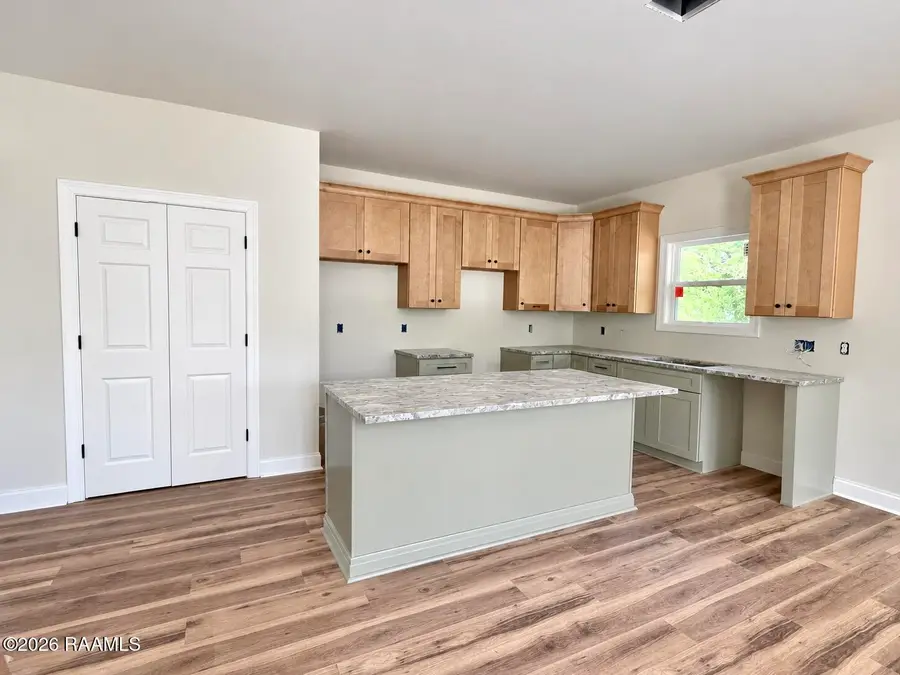 619 E D Street, Rayne, LA 70578 - #2