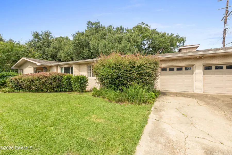 199 N Southlawn Drive, Lafayette, LA 70503 - #3