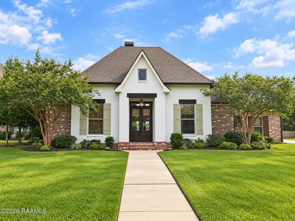 112 Grandview Terrace Drive, Youngsville, LA 70592