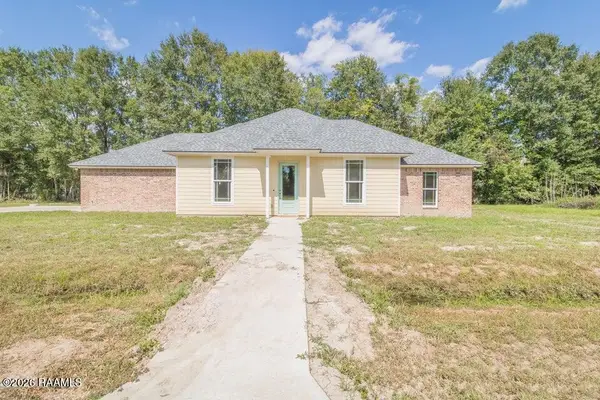 1026 Timber Trails Road, Breaux Bridge, LA 70517