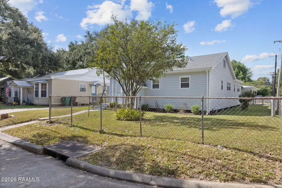621 Saint Thomas Street, Lafayette, LA 70506 - #2