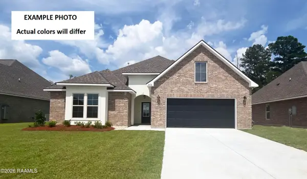 105 Steep Meadows Lane, Lafayette, LA 70506