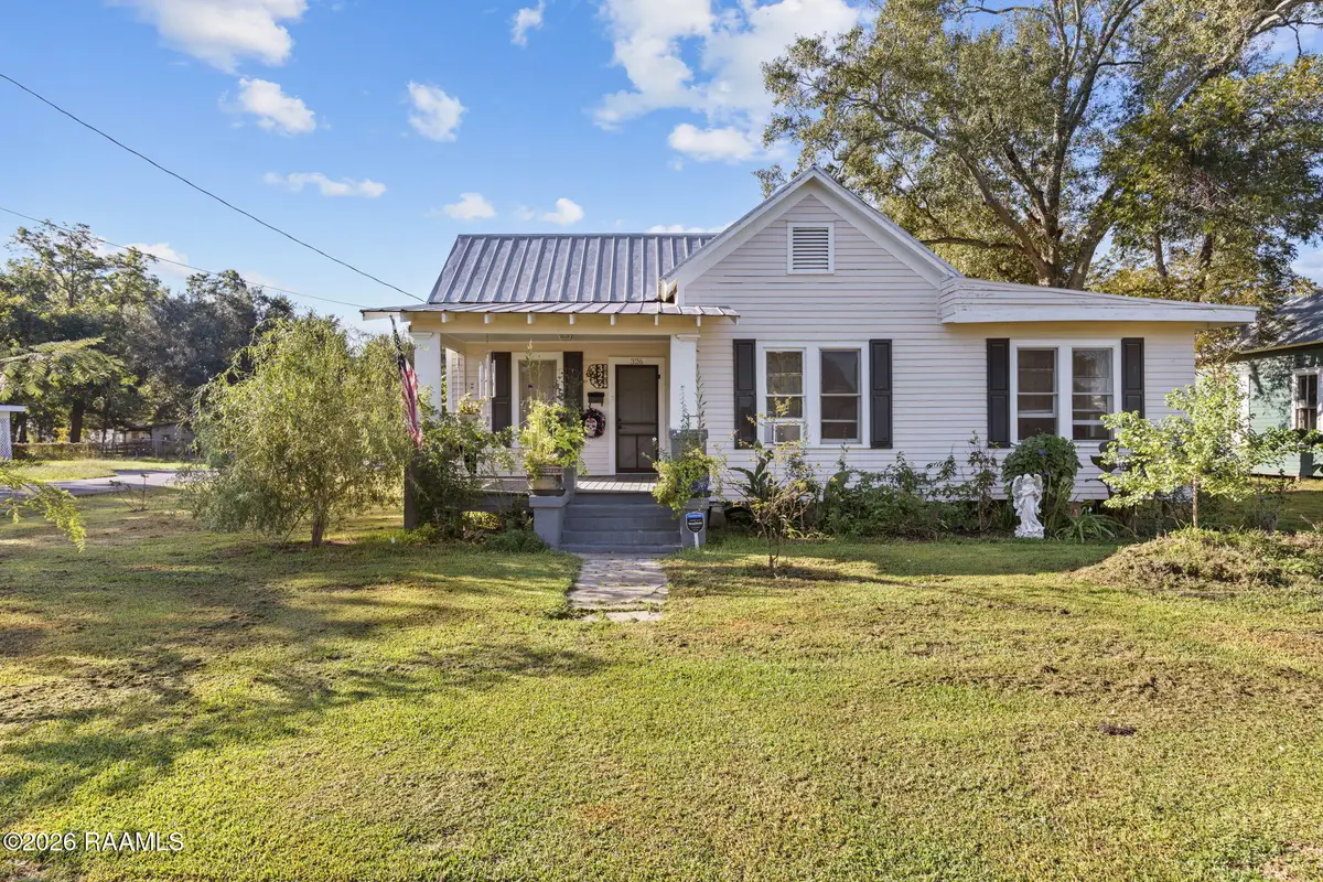 326 E Oak Street, Crowley, LA 70526 - #1