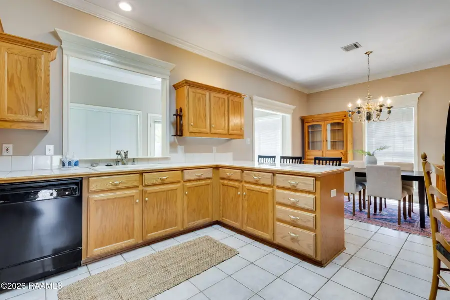107 Kings Harbour Drive, Lafayette, LA 70508 - #2
