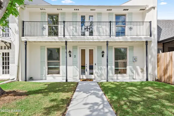 2 Courtyard Circle, Lafayette, LA 70508