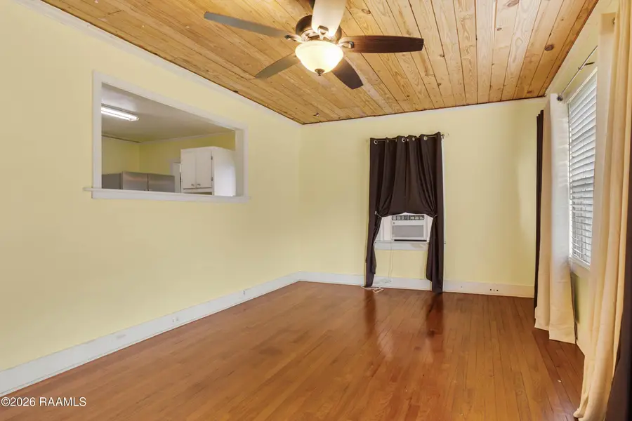 637 Ashton Street, New Iberia, LA 70563 - #3
