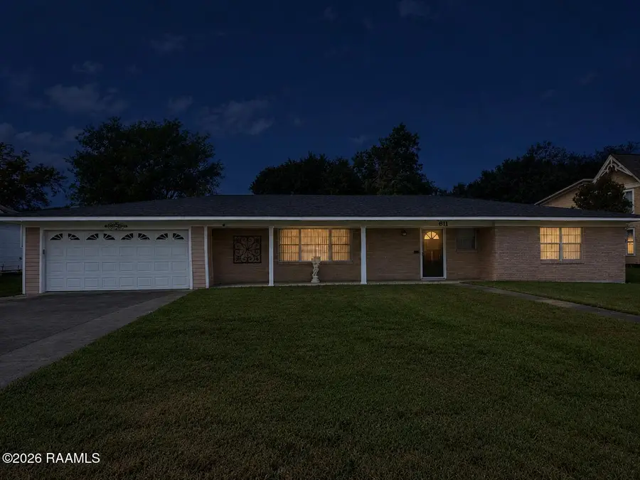 611 N Cary Avenue, Jennings, LA 70546 - #2