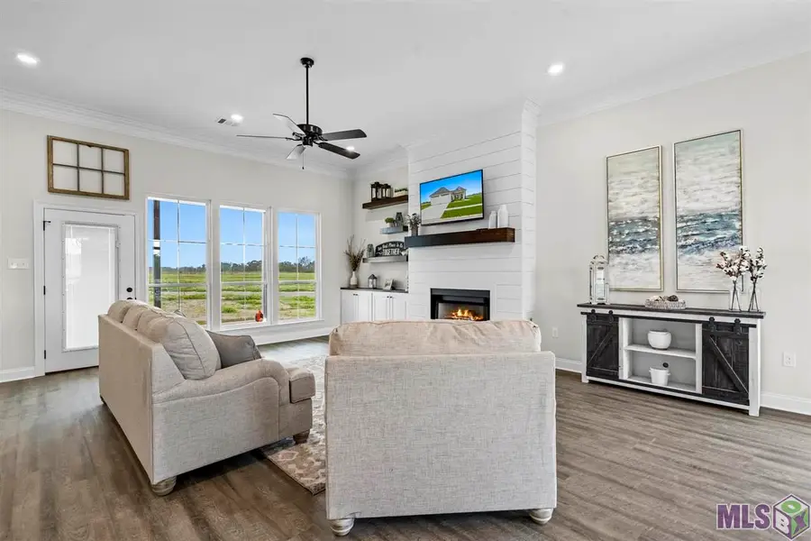 5160 Black River Rd, Darrow, LA 70725 - #3