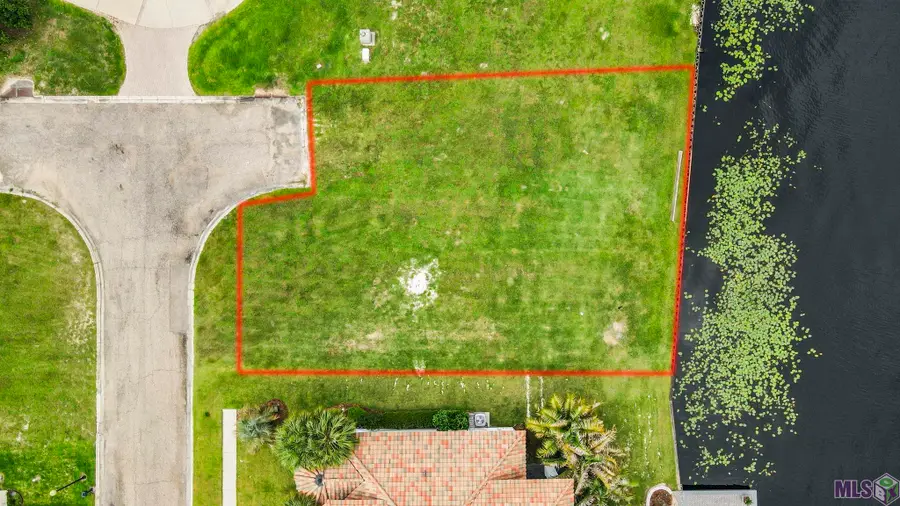 21441 Blue Marlin Dr, Springfield, LA 70462 - #2