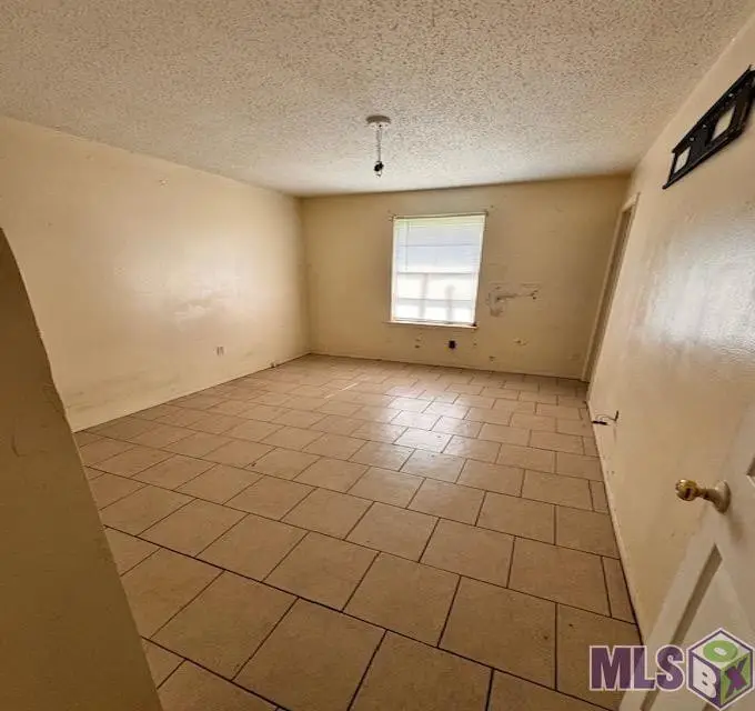 9984 Avenue D, Baton Rouge, LA 70807 - #2