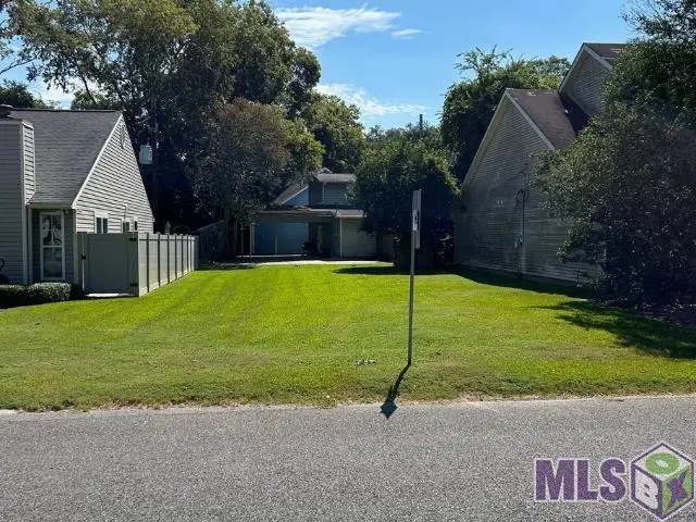 373 Heatherwood Dr, Baton Rouge, LA 70808 - #1