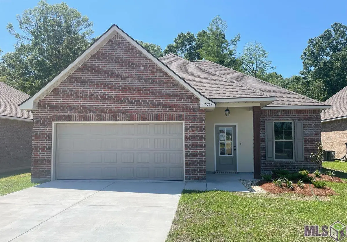 25717 Tarver Dr, Denham Springs, LA 70726 - #1