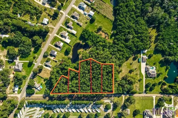 26594 Clyde Blount Rd, Livingston, LA 70754