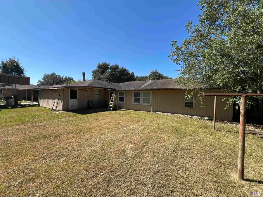 8860 Sharon Hills St, Baton Rouge, LA 70811 - #3