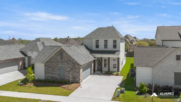 14251 Wally Way, Saint George, LA 70810