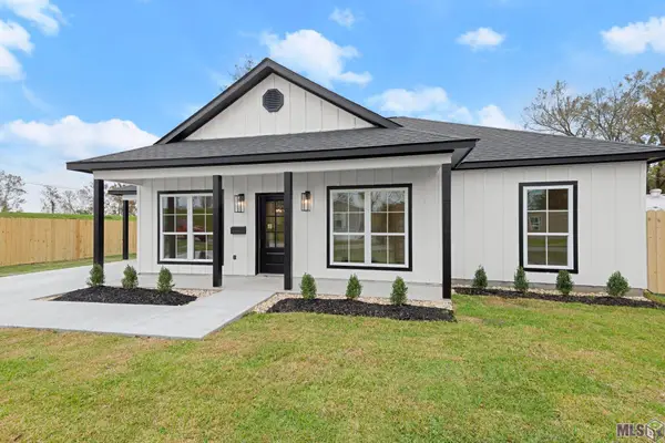 105 Oak St, Donaldsonville, LA 70346