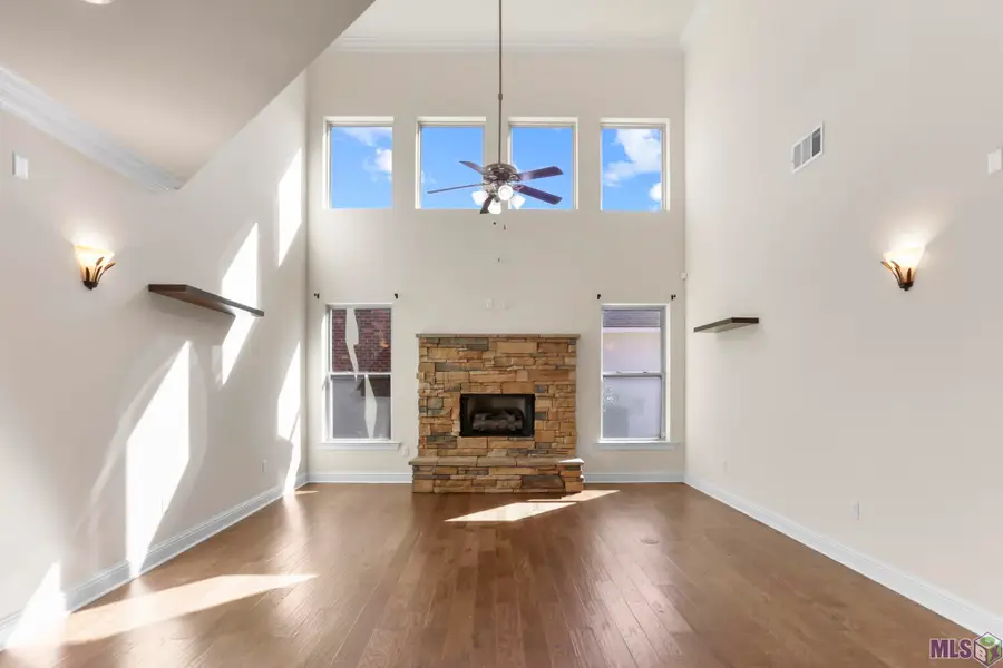 15514 Green Trails Blvd, Baton Rouge, LA 70817 - #2