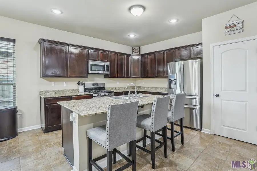 37184 Sills Dr, Prairieville, LA 70769 - #3