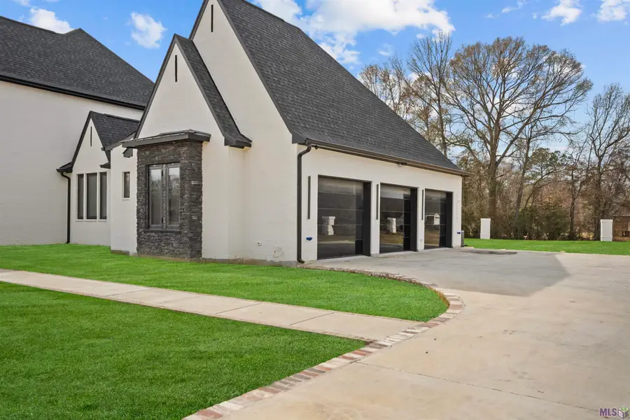 15301 Joor Rd, Zachary, LA 70791 - #3