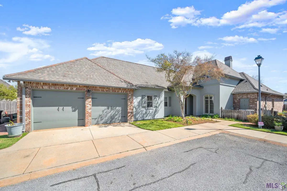 19405 Kellywood Ct, Baton Rouge, LA 70809 - #1