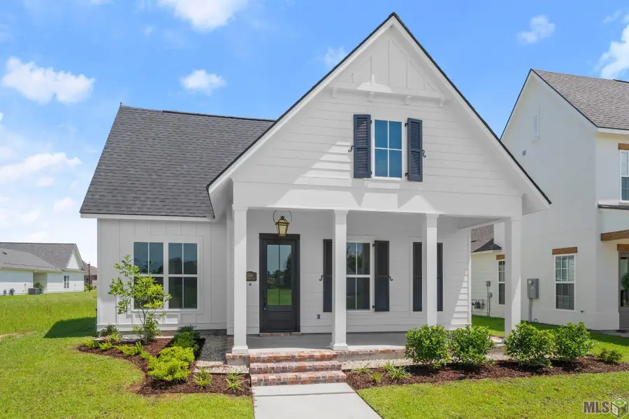 2510 Foreshore Avenue, Baton Rouge, LA 70810 - #2