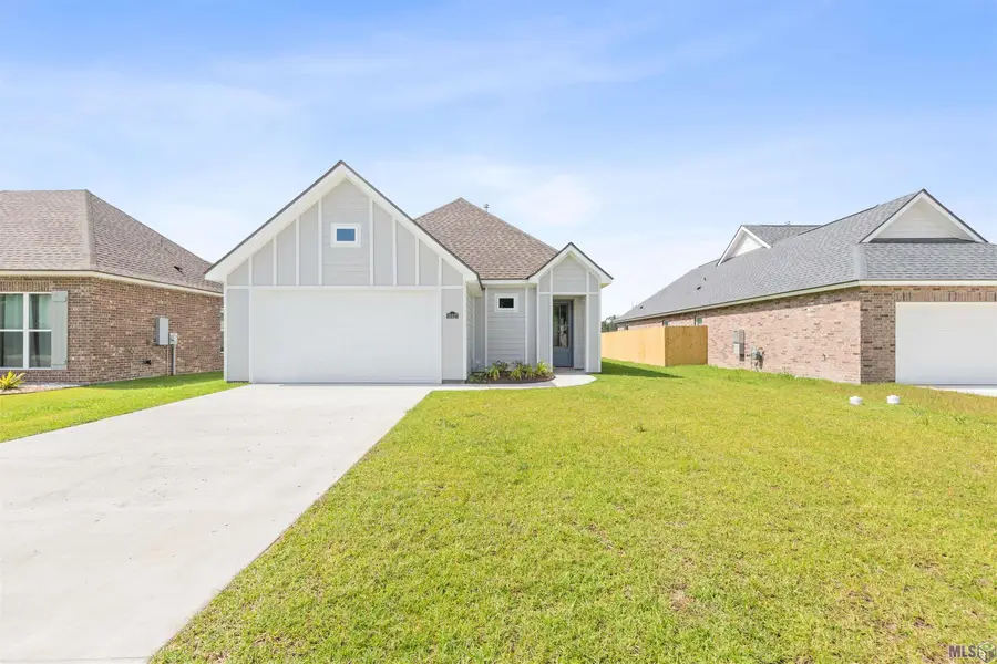 10427 Highland Lakes Dr, Denham Springs, LA 70726 - #3